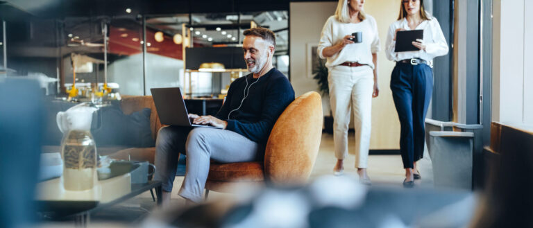 Mehr über den Artikel erfahren From Chaos to Clarity: Wie HR Tech die Prozesslandschaft revolutioniert